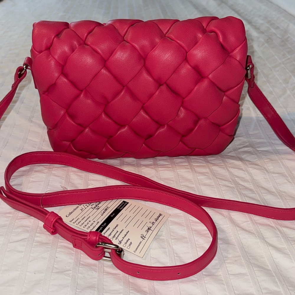 FUSCHIA Quilted crossbody